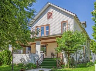 123 Comstock St #1, Joliet, IL 60436