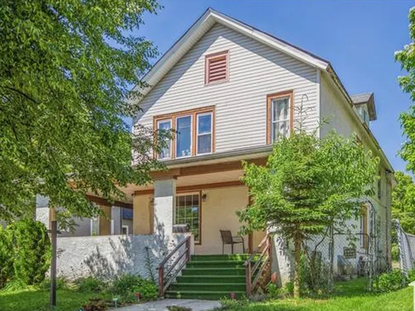 123 Comstock St #1, Joliet, IL 60436