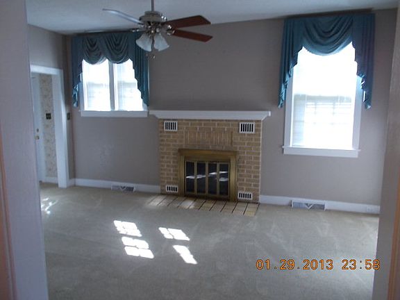 2nd image of 602 Highland St