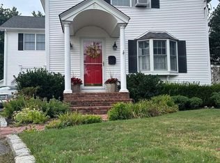 51 Marvin St, Patchogue, NY 11772