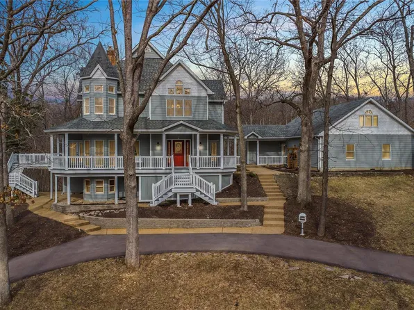 3904 Tamara Trl, Pacific, MO 63069