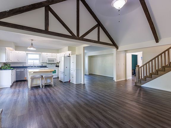 5th image of 5547 S Elmira Ave