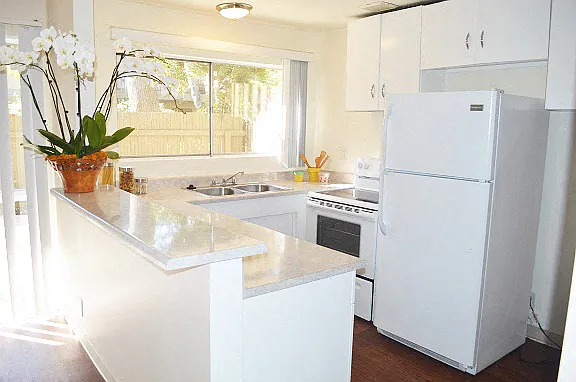 Madison Court Apartments — Photo 9