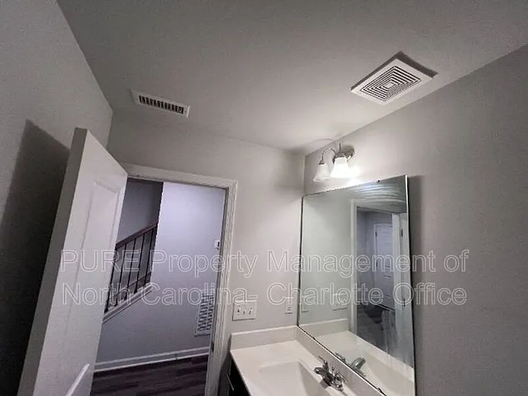 4945 Southern Magnolia Dr — Photo 24