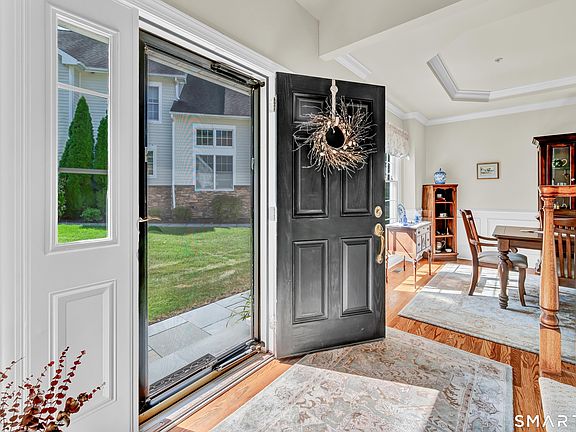 4th image of 638 Danbury Road #37