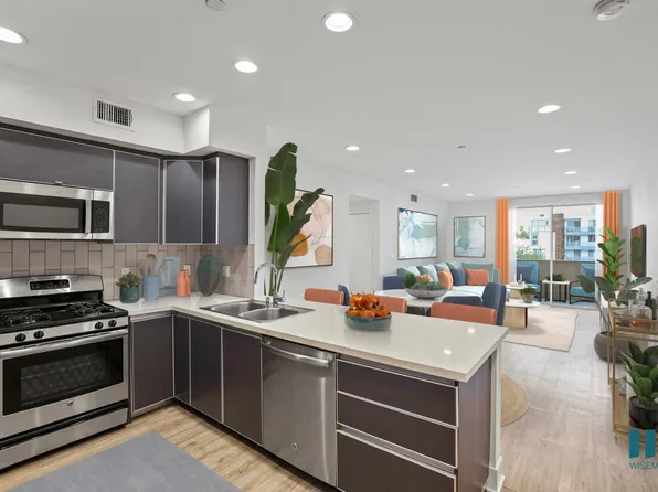 Poinsettia Sunset by Wiseman, 1439 N Poinsettia Pl, Los Angeles, CA 90046