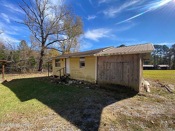 5th image of 2325 Lindsey Rd