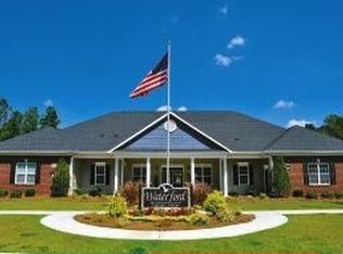 1041 Shell Dr APT 81, Spring Lake, NC 28390