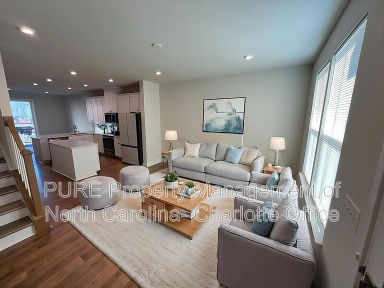 4730 Chastain Ave — Photo 1