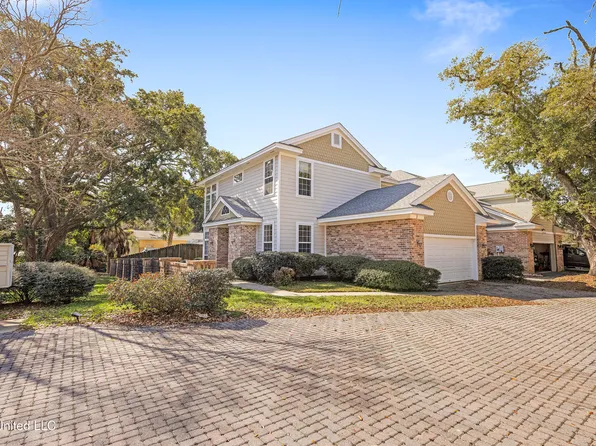 185 Saint Jude St APT 1, Biloxi, MS 39530