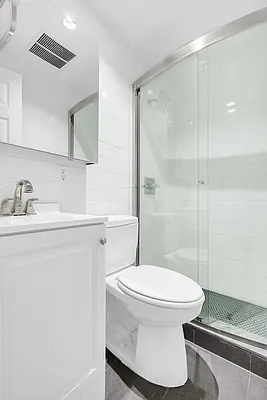 Rented by Cooper & Cooper Real Estate | media 16