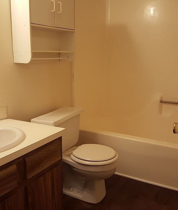 2nd image of 709 Johnston St APT P