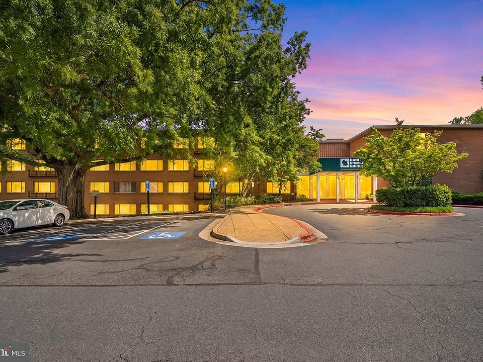 1st image of 10570 Main St APT 218
