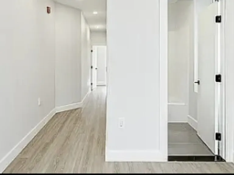 269 Kennedy Blvd #4B — Photo 10