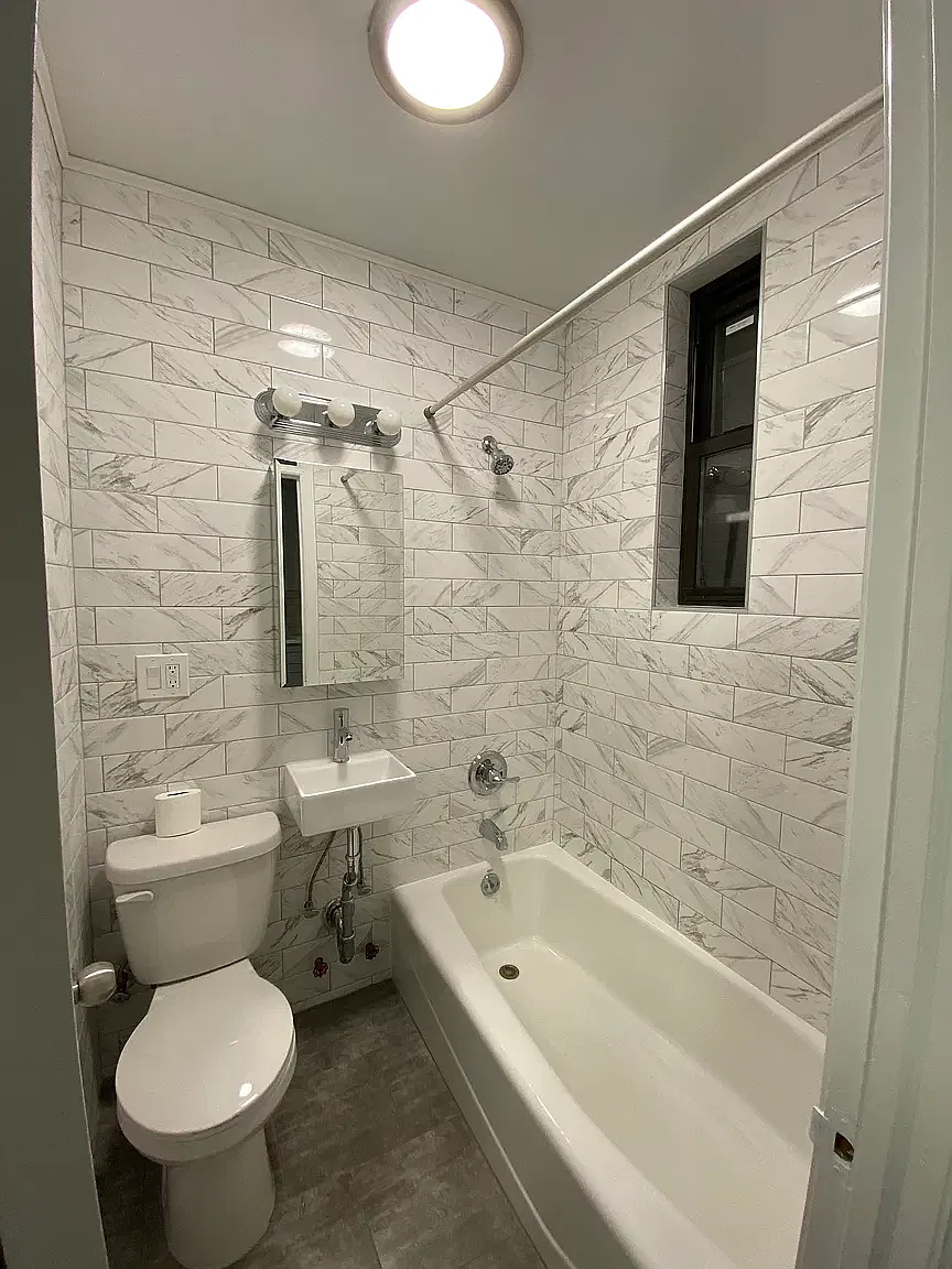 616 Manhattan Avenue — Photo 3