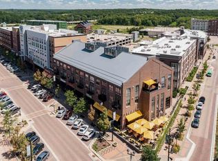 901 2nd Ave #7, Coralville, IA 52241