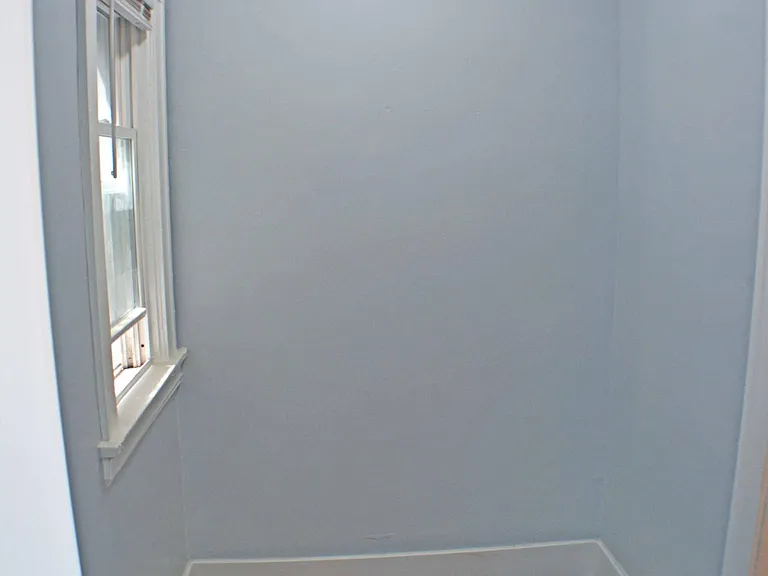 Ridgewood Apartments — Photo 11