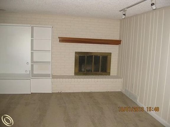 3rd image of 5924 Dunmore Dr