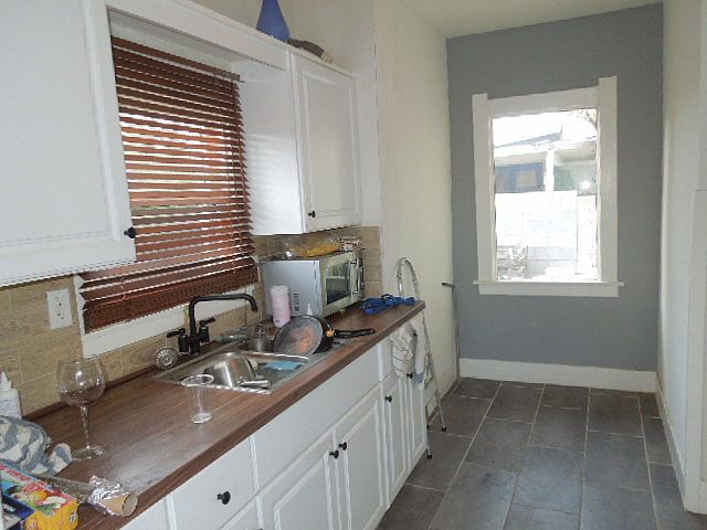 Main home kitchen 2