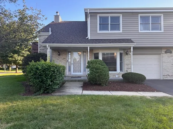 1909 Wisteria Ct APT 1, Naperville, IL 60565