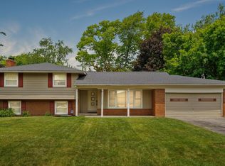 3104 Francesca Dr, Waterford, MI 48329