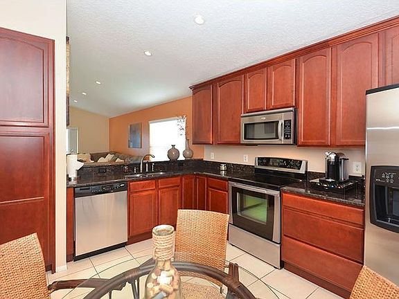 4th image of 2608 Chatham Cir