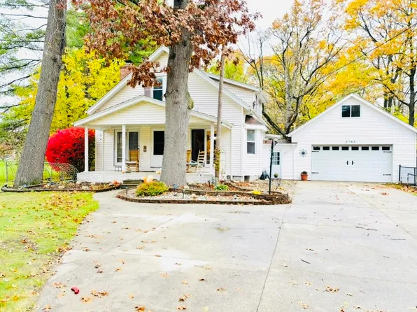 2763 Lauria Rd, Kawkawlin, MI 48631