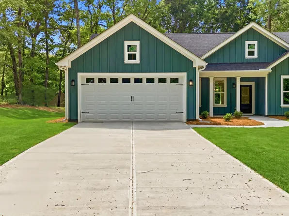 148 Buck Creek Cir, Griffin, GA 30224