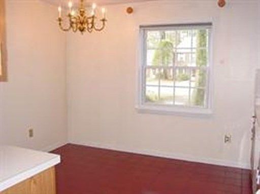 4th image of 52 Edward Dr #52