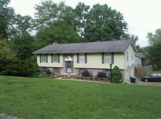 827 Chestnut Wood Ln, Chattanooga, TN 37421