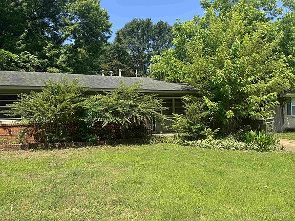 3rd image of 1213 S White Station Rd