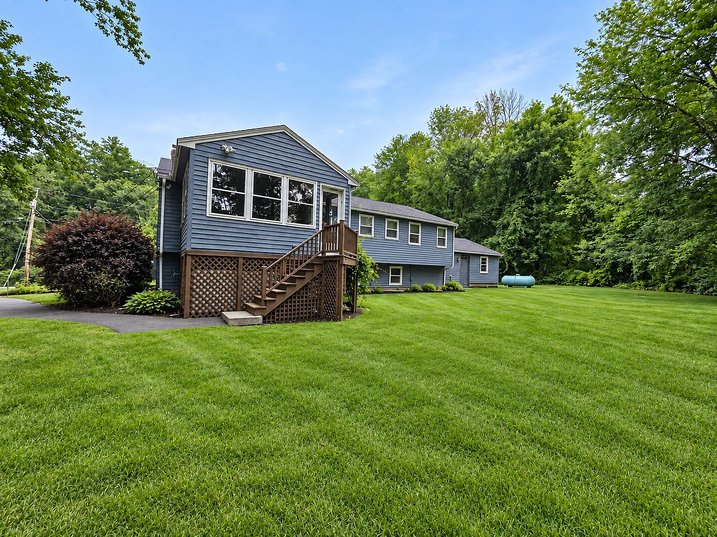 3 bed, 1750 sqft, $3,695 — Photo 3