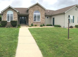 106 E Raccoon Rd, Villa Grove, IL 61956