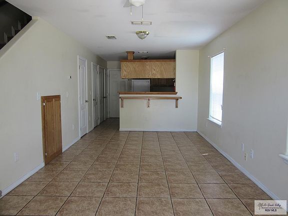 2nd image of 702 Sonesta Dr APT L