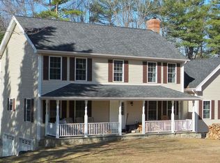 14 Hilltop Dr, Pittsfield, NH 03263