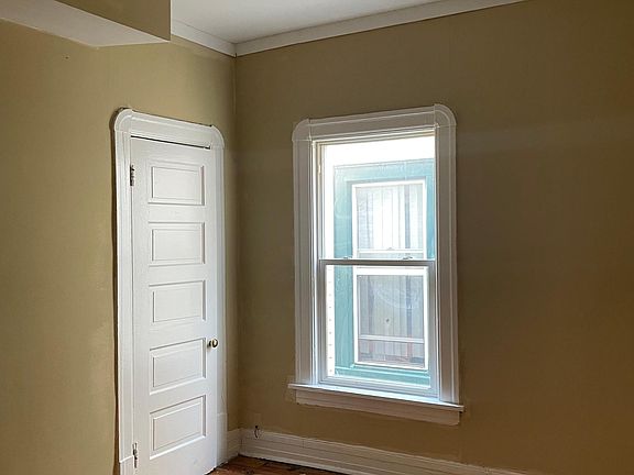 5th image of 7642 S Eggleston Ave Floor 2