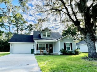 1016 Pine St, Darien, GA 31305