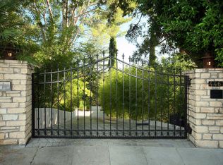 4463 Bergamo Dr, Encino, CA 91436