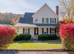 497 Canterbury St SW, Christiansburg, VA 24073