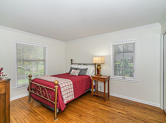 5th image of 3496 Whirlaway Dr
