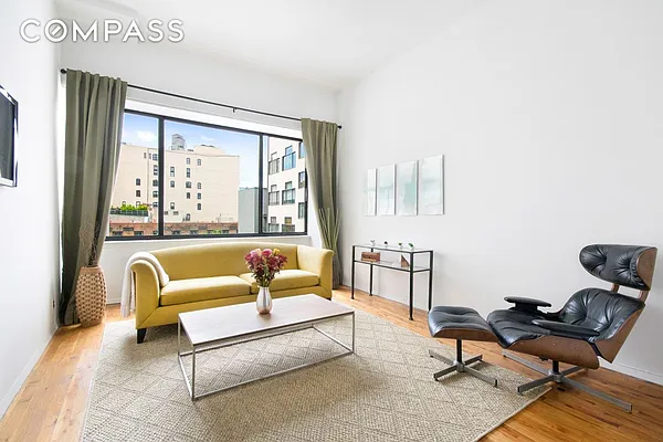 Sold by Compass | media 2