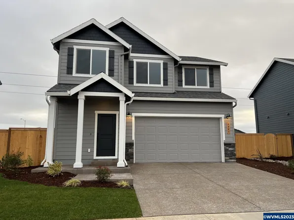 4862 Flight Ave NE, Salem, OR 97305