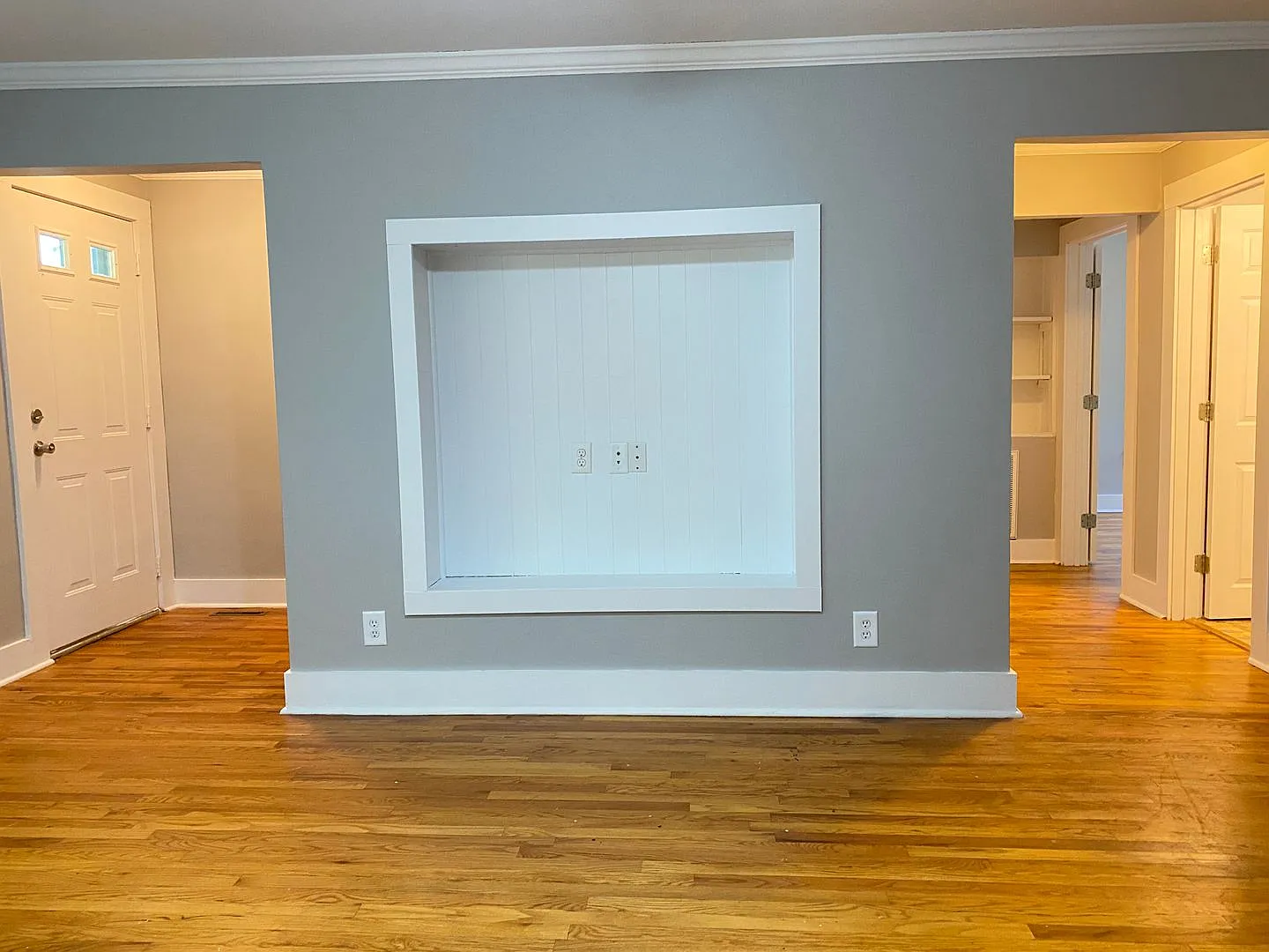 Great location 2 bedroom 1 bath home near APSU and Downtown! — Photo 4