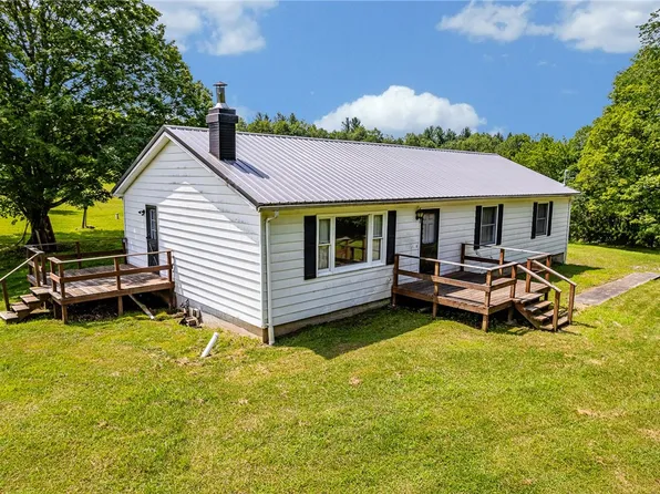 304 Wirsing Rd, Gibbon Glade, PA 15440