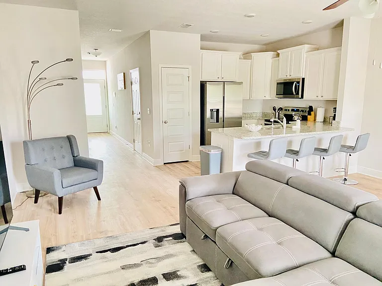 19 Sandhill Pines Dr — Photo 1