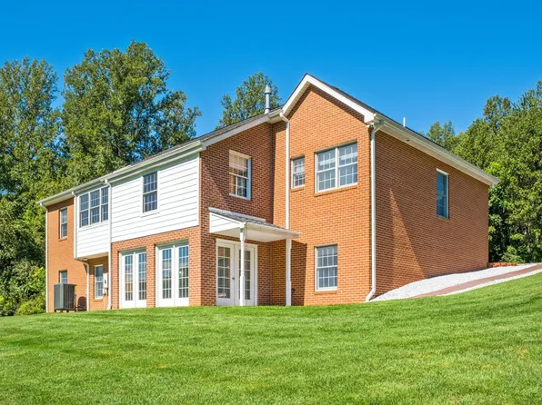 105 Squirrel Path, Stanardsville, VA 22973