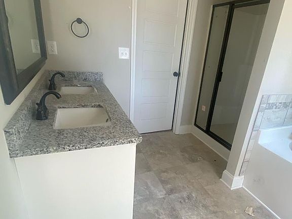 4th image of 362 Fox Haven Drive