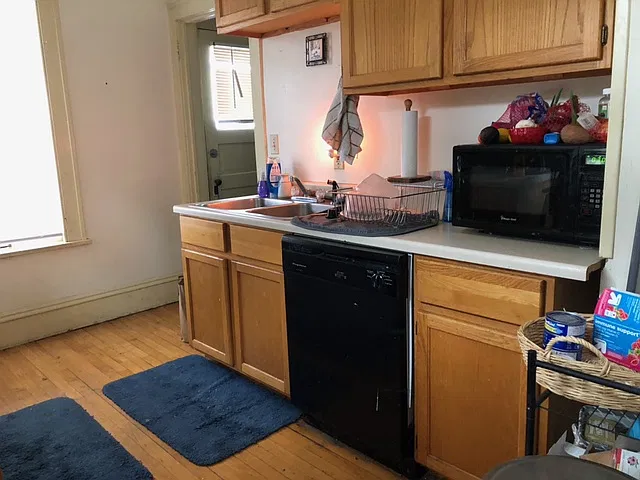 1079 15th Avenue SE — Photo 3