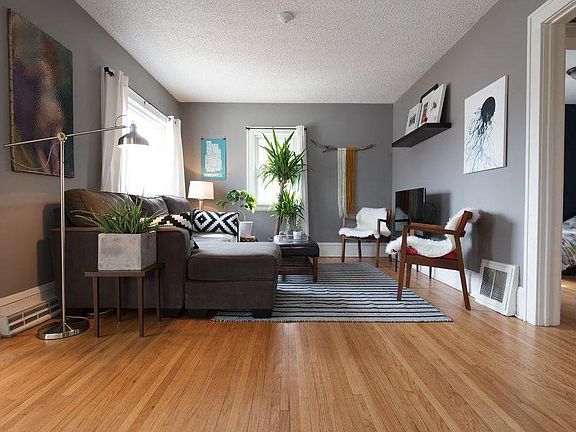 2nd image of 4128 5th Ave S