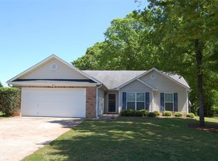 1532 Cardinal Ln, Winder, GA 30680